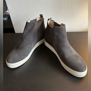 Dolce Vita, gray bootie